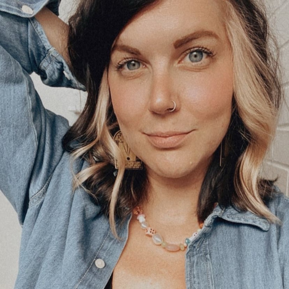 Meet your Posher, Suzie